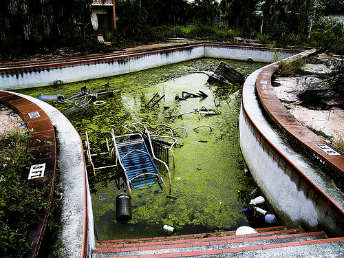 creepypool3